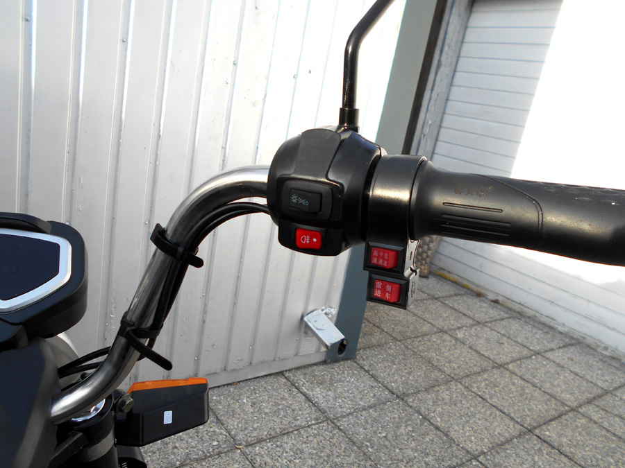 E-Tuk Tuk Elektro Transportrad Lastenrad Pritsche Allrad