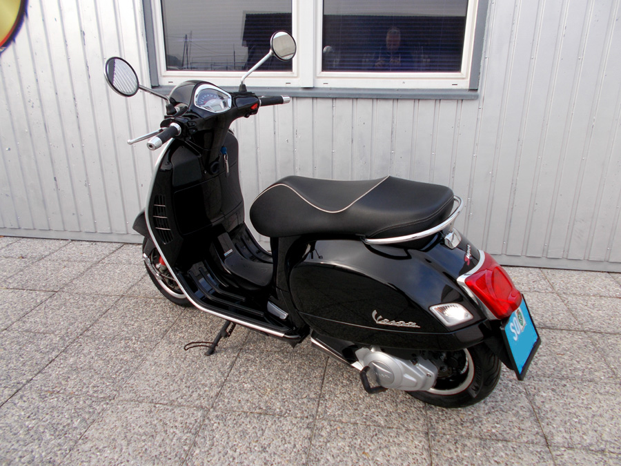 Galets de variateur 7,5g scooter Piaggio Vespa GTS 125 2007 à 2016 ROL978 Galets de variateur 7,5g scooter Piaggio Vespa GTS 125 2007 à 2016 ROL978