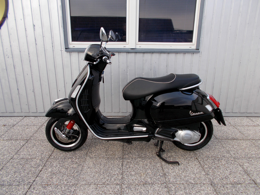 Galets de variateur 7,5g scooter Piaggio Vespa GTS 125 2007 à 2016 ROL978 Galets de variateur 7,5g scooter Piaggio Vespa GTS 125 2007 à 2016 ROL978