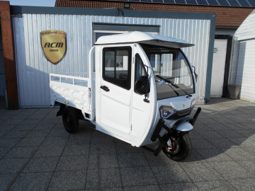 E-Tuk-Tuk-Elektro-Transportrad_Lastenrad-Kabine-Pritsche