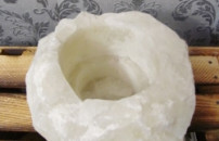 Maholiss - <p><strong>Wunderschöner Bergkristall für Harmonische Stunden ein wertvoller Begleiter.</strong></p><p><strong>Teelicht ca.4kg schwer und ca. 10cm hoch</strong></p><p><strong>ein must have für jeden der Steine mag</strong></p><p> </p>